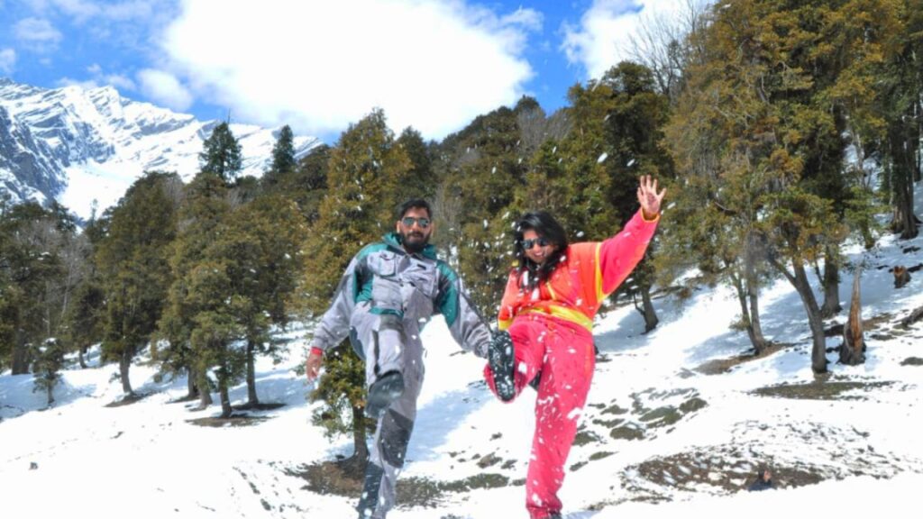 manali tour package couple