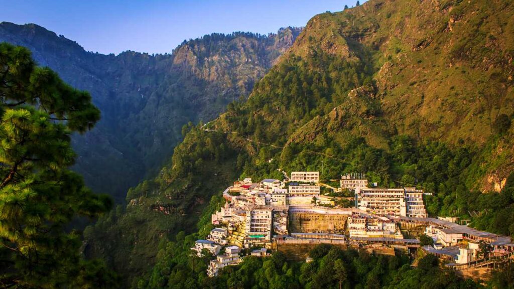 Vaishno-Devi-Kashmir-Tour-Package